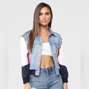 Women’s Color Block Jean Jacket. Size 1X. NWT.